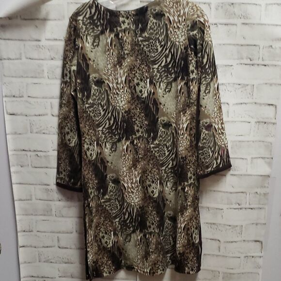 Lakshita dress   - Picture 3 of 3